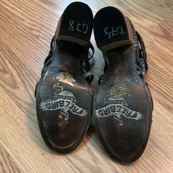 NWOT freebird heels - Picture 3 of 3
